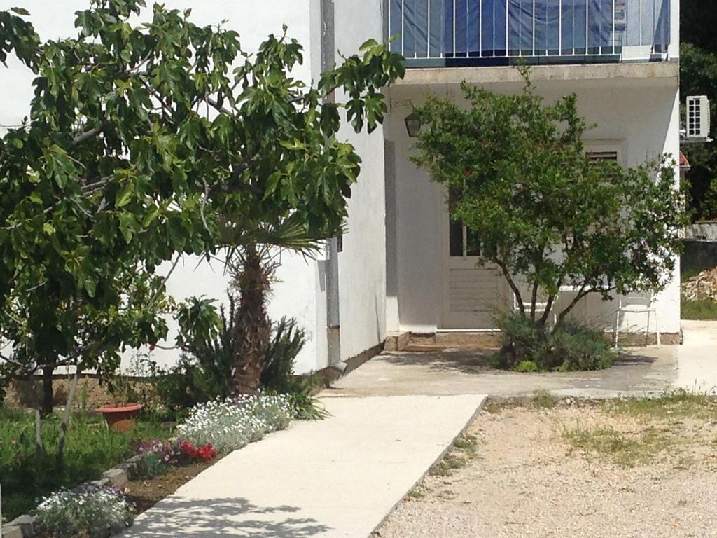 Studio Apartment Blue Window Biograd Na Moru Exterior foto